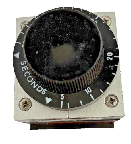 Agastat 7022PDT Time Delay Relay 120/240 VAC — product image 4 of 7