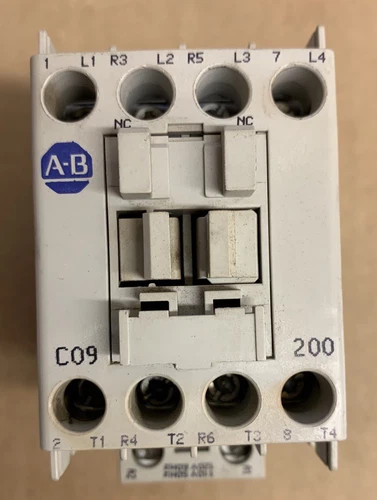 Allen-Bradley 100-C09*200 IEC Miniature Contactor — primary product image