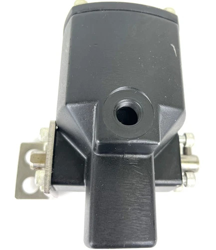 Whitey Model 131 DA Double Acting Pneumatic Actuator — product image 8 of 9
