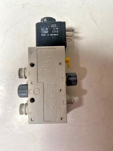 Bosch Rexroth PW 67697-5 Solenoid Valve 4-Way 2-Position 24VDC Pneumatic Spring Return — product image 2 of 5