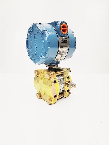 Rosemount 1151GP4E12C6 Gage Pressure Transmitter with Manifold