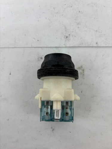 Schneider Electric Harmony XB4 Green Contact Push Button PB1A NEMA — product image 5 of 6
