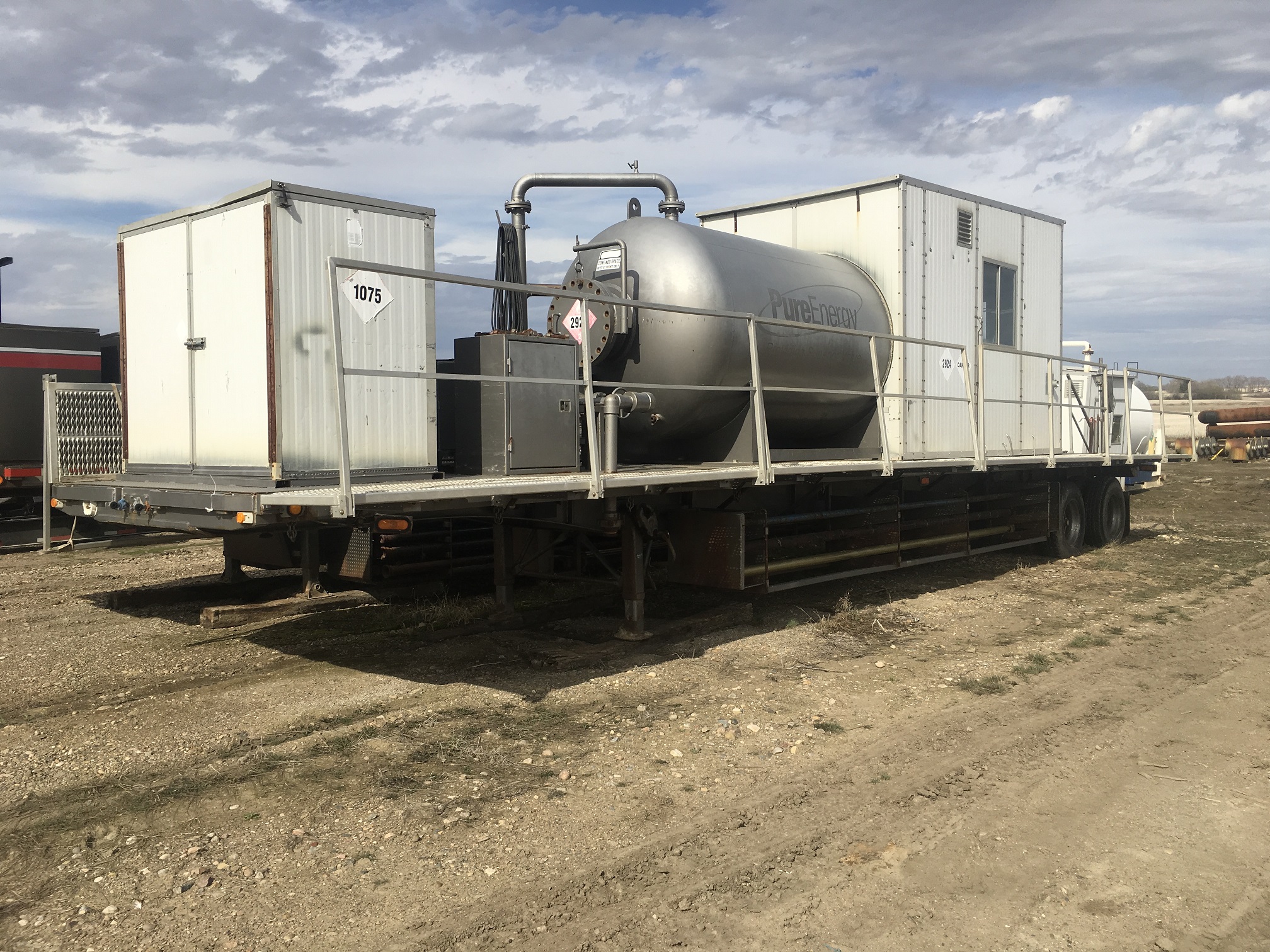E&D Pipe and Process Equipment Ltd. 6' x 10' Production Testing Unit on 45' Hiboy Trailer — product image 2 of 12