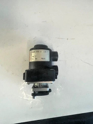 GEMÜ 605 Pneumatically Operated Actuator for Diaphragm Valve 9605 000 Z