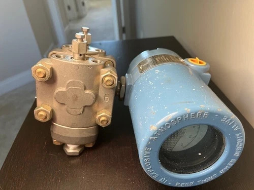 Rosemount 1151DP5E2AM3B3 Differential Pressure Transmitter with Local Display — product image 3 of 7