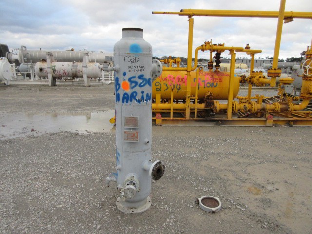 National Tank Company Vertical Pressure Vessel, 16" x 5', 1440 PSI MAWP