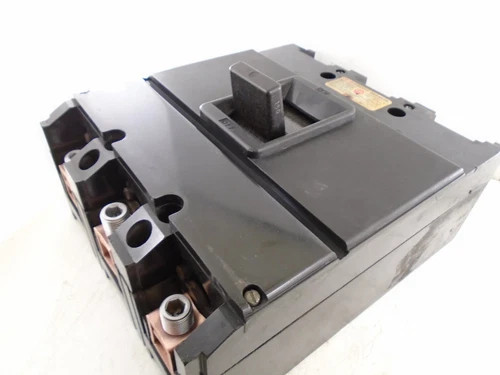 Federal Pacific NJ631150 150A 3-Pole 600VAC Circuit Breaker — product image 4 of 6