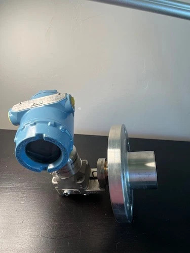Rosemount 3051S1CG4A2B11A1 Scalable Coplanar Gage Pressure Transmitter with Local Display — primary product image