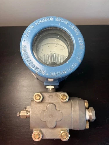 Rosemount 1151DP5E2AM3B3 Differential Pressure Transmitter with Local Display — product image 5 of 7