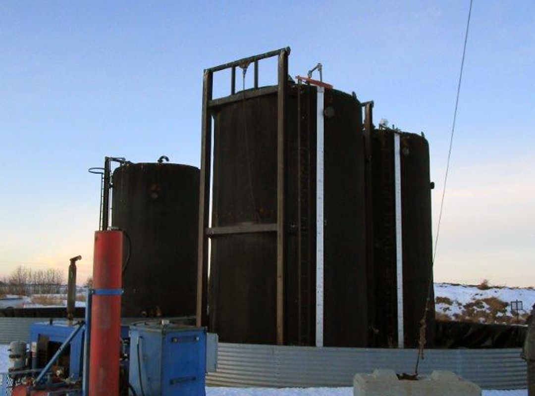 400 BBL Double Wall Coated Tanks