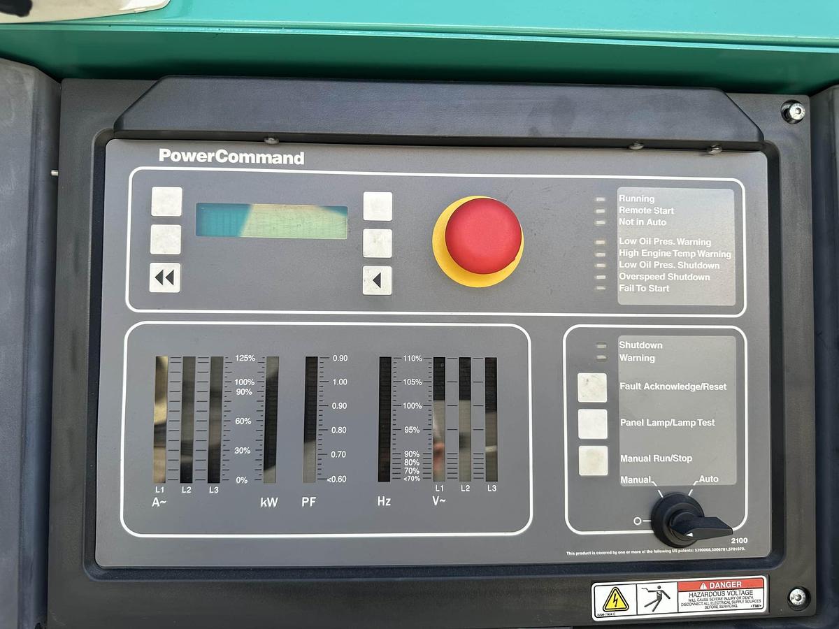 Cummins C300D6R 300 kW Trailer-Mounted Diesel Generator — product image 2 of 9