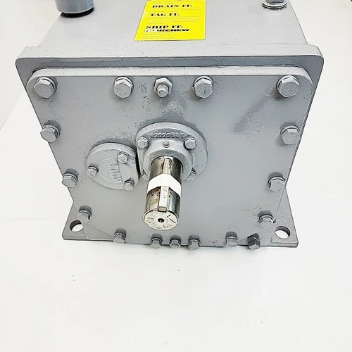 Falk 1060FC3A Enclosed Gear Drive with 70.51:1 Ratio — product image 4 of 5