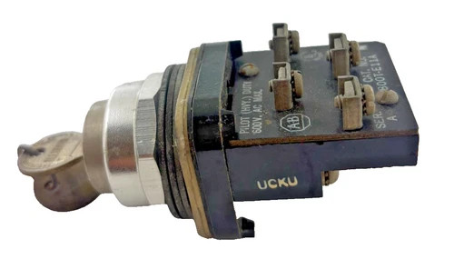 Allen-Bradley 800T-E11A Key-Operated Cylinder Lock Push Button Switch — product image 3 of 4
