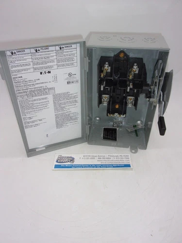 Eaton DG221NGB 30A General Duty Safety Switch — product image 4 of 8