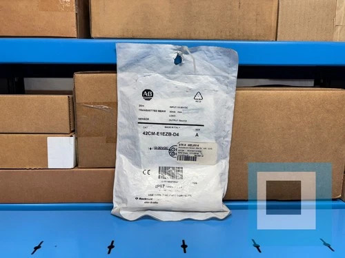 Allen-Bradley 42CM-E1EZB-D4 20m Transmitted Beam Sensor — primary product image