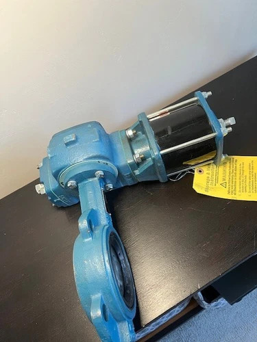DeZURIK 3" BOS-US Resilient Seated Butterfly Valve with PowerRac Actuator 9638981R003 — primary product image