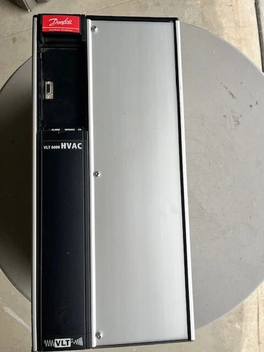 Danfoss VLT 6000 HVAC Variable Frequency Drive VLT6016GT4CN1STR0DLF00A00C0 15HP 460VAC
