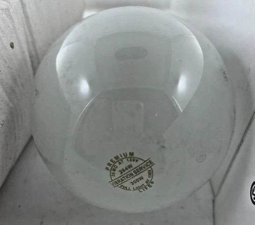 Sylvania 300PS30 Frosted Premium Life Vibration Service Incandescent Bulb — product image 4 of 4