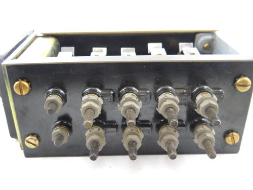 Westinghouse Type W Voltmeter Selector Switch Style 1418722 — product image 4 of 6
