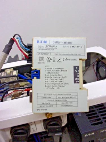 Eaton Cutler-Hammer IT Intelligent Technologies MCC Bucket with PSS300C and PSS1044A Power Supplies — product image 8 of 13