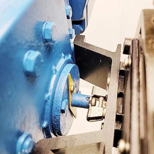 Neles Jamesbury 14-inch Class 150 Vee-Ball Control Valve with 316SS Body and B1CU 13/55 Actuator — product image 13 of 16
