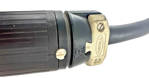 Hubbell CS-8364C 50A 3-Pole 3-Phase Locking Connector — product image 4 of 4