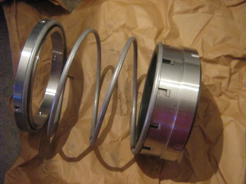 John Crane Type 1 Mechanical Seal 4.625 Inch Shaft, Code 028D1D1-316 — product image 3 of 4