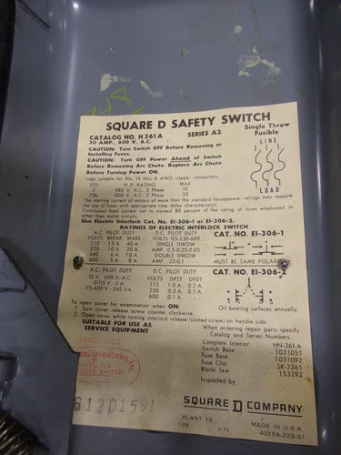 Square D H361A Heavy Duty Safety Switch, 30A, 600V, 3-Pole, Fusible, NEMA 12 — product image 2 of 8