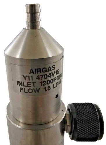Airgas Y11-4704V15 Stainless Steel Mini Gas Regulator 1.5 LPM 1200 PSI Inlet 60 PSI Outlet — product image 4 of 8