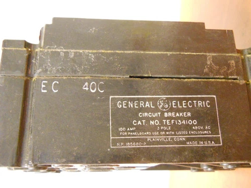 General Electric TEF134100 100A 480V 3-Pole Molded Case Circuit Breaker — product image 2 of 6