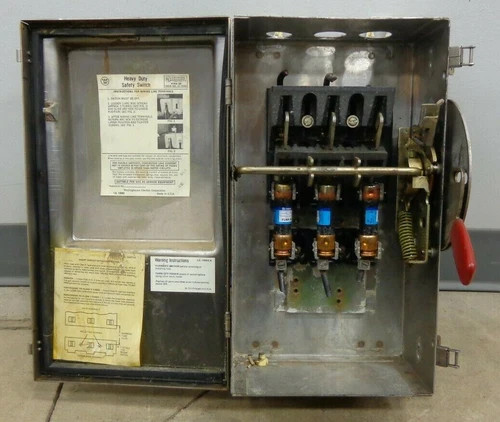 Westinghouse WHF-322 Heavy Duty Safety Switch 60A 3P Fusible 240V NEMA 12 Stainless Steel — product image 4 of 10