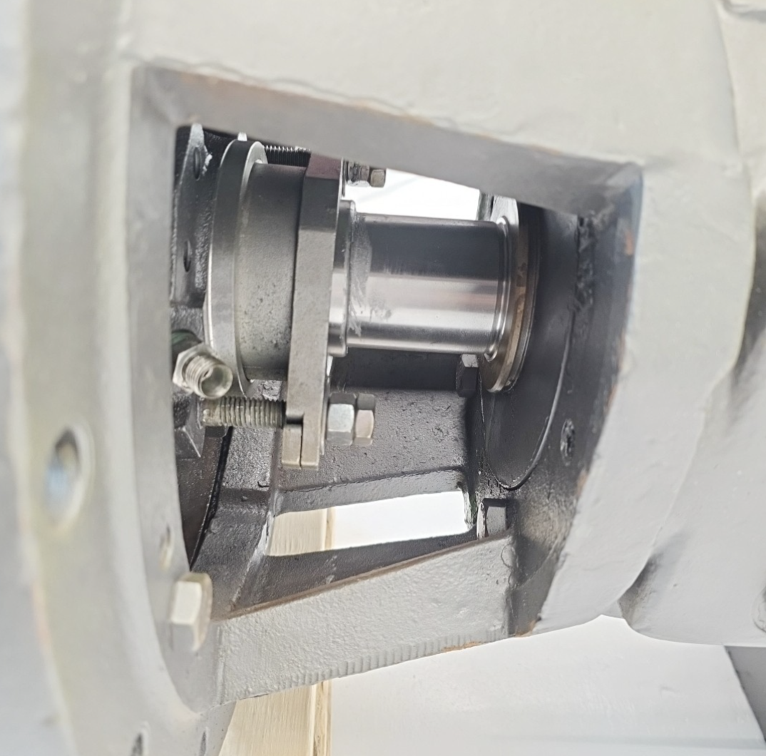 Sulzer NPT42-6 6x8-14 Centrifugal Process Pump — product image 7 of 10