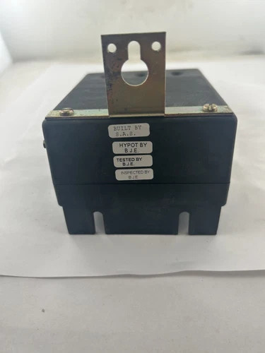Cutler-Hammer IQ500LA Overload Relay 9890D34G01 — product image 2 of 3