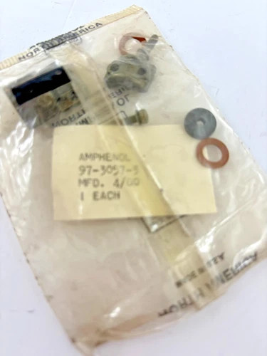 Amphenol 97 Series Cable Clamp 97-3057-3 — product image 3 of 3