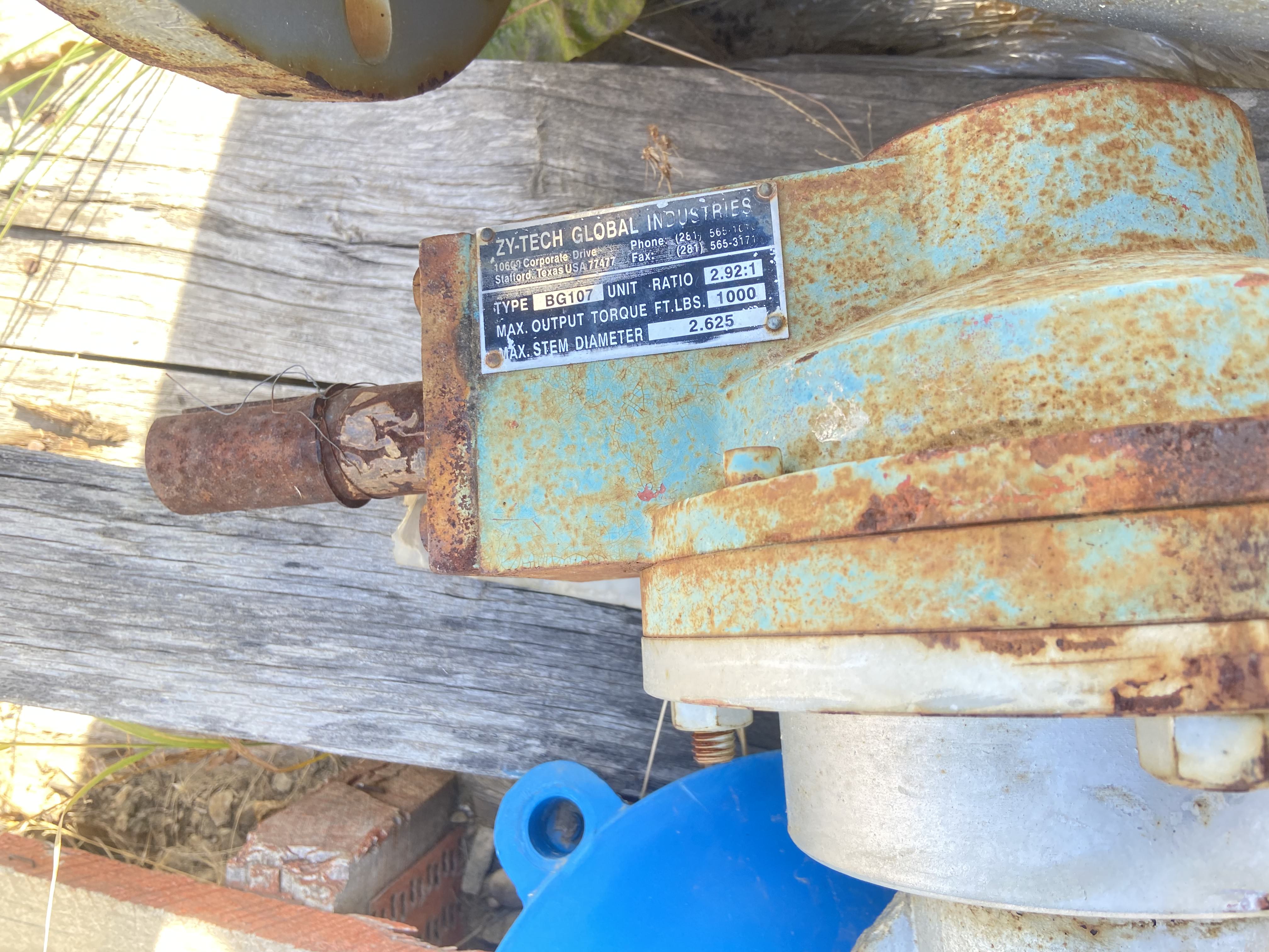 Zy-Tech Global Industries 8-Inch Class 150 Gate Valve Model G37XUD with BG107 Gear Operator — product image 3 of 4