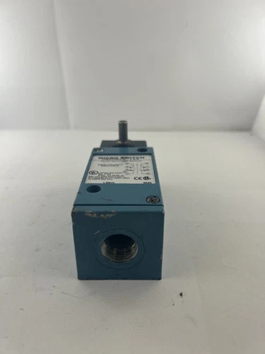 Honeywell Micro Switch LSR7L Heavy Duty Limit Switch — product image 2 of 4