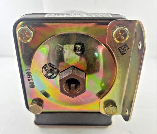 Barksdale D2T-B3SS-UL-S0090 Pressure or Vacuum Activated Switch — product image 5 of 8