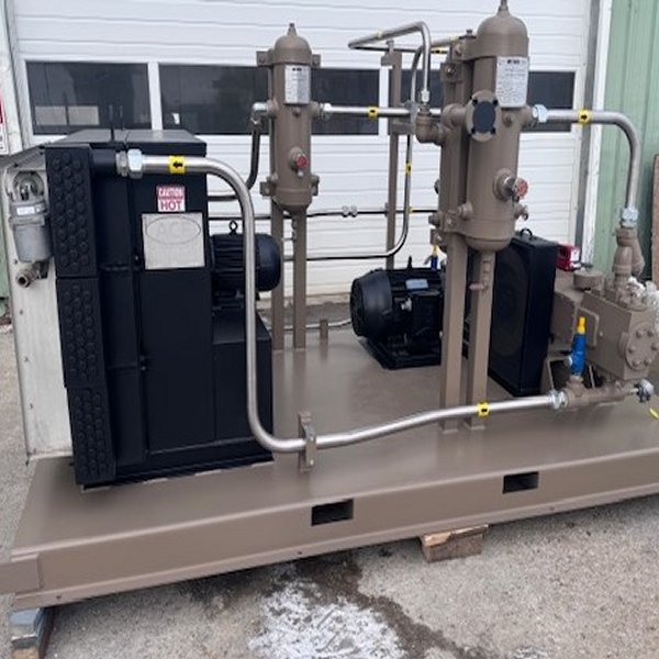Knox Western TP-145 Three-Stage Nitrogen Booster Compressor Package — product image 2 of 3