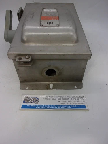 ITE F321SS Heavy Duty Enclosed Fusible Safety Switch 30A 240V 3P NEMA 4 Stainless Steel — product image 7 of 8