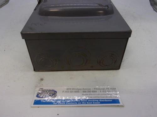 Square D D323 Fusible Safety Switch, 100A, 240V, 3-Pole, NEMA 1 — product image 7 of 8