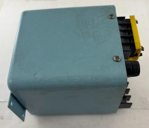 LEM DynAmp MVT Voltage Transducer Item 021380 — product image 3 of 6