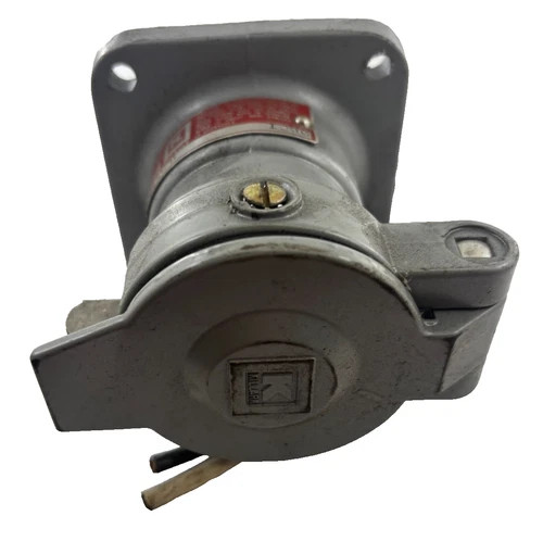 Hubbell Killark KRJ-20 SU78 1296 Pin and Sleeve Receptacle — product image 3 of 6