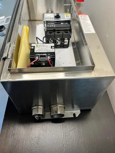 Square D 8536SCW5V02S Type S Size 1 Combination Motor Starter Disconnect — product image 7 of 8