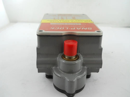 Namco Snap-Lock Limit Switch EA170-11100 — product image 6 of 9