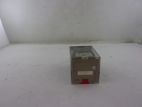 Omron MKS2PI-DC30 30VDC Power Relay — product image 5 of 6