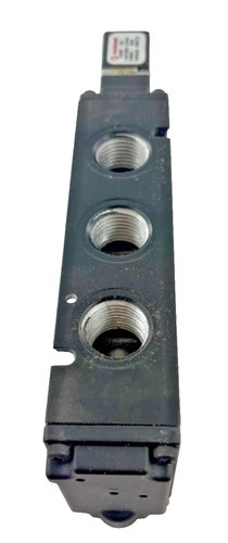 Norgren Nugget 500 Directional Control Valve MN01CGA35AJJA — product image 6 of 8
