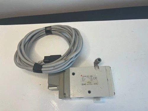 SMC VP742R-5DZ1-04NA 3-Port Poppet Type Solenoid Valve 1/2" 24VDC — primary product image