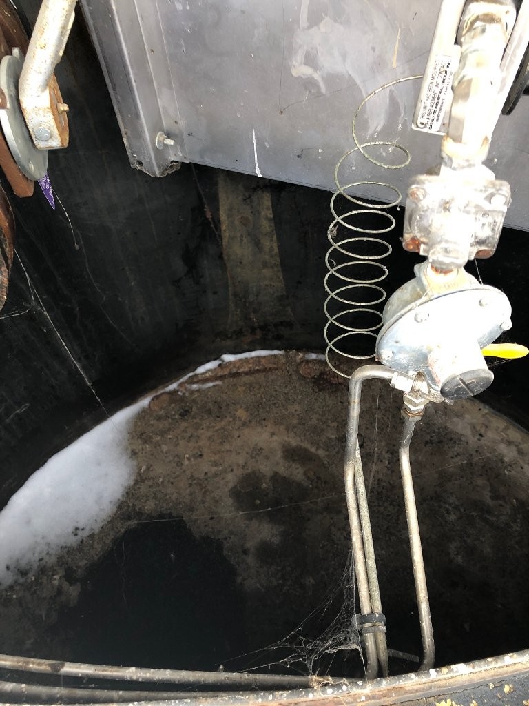 400 BBL GLM Insulated Storage Tank – 2007 — product image 4 of 6