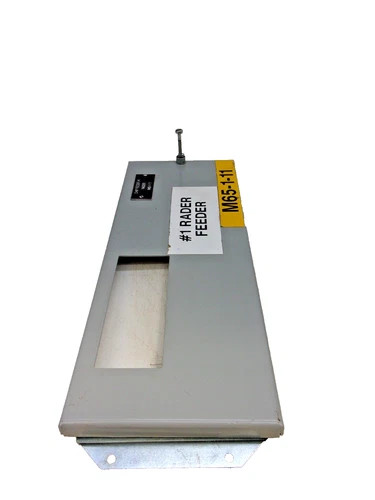 Eaton Cutler-Hammer IT Intelligent Technologies 6" Empty Feeder Bucket — product image 3 of 7