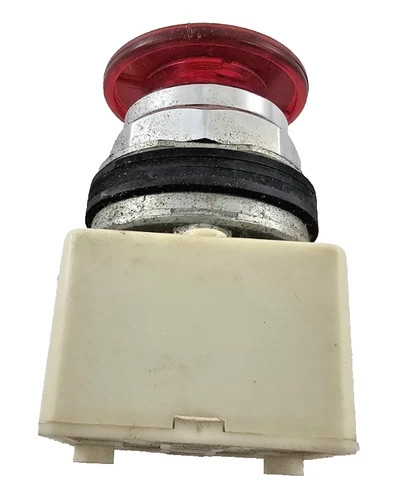 Square D 9001KR9P1R Red Illuminated Push-Pull Button Operator — product image 3 of 7
